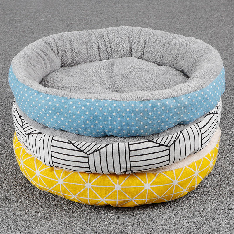 Plush Cat & Small Dog Bed for Cozy Curling Comfort