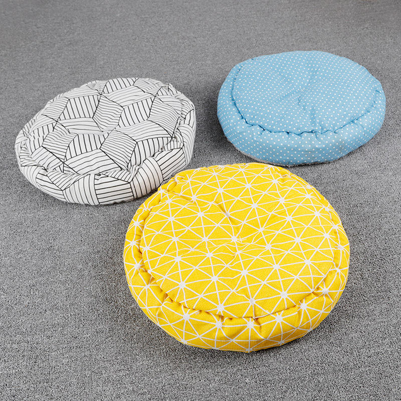 Plush Cat & Small Dog Bed for Cozy Curling Comfort