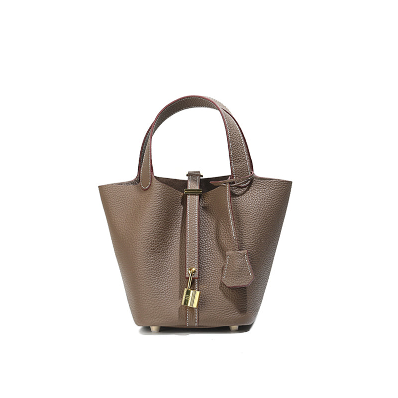 Leather Bucket Bag With Classic Everyday Elegance