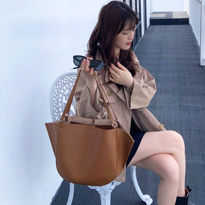 Leather-Look Women's Shoulder Bag for Daily Essentials