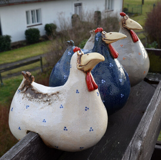 Resin Chicken Ornaments for Playful Farmhouse Decor