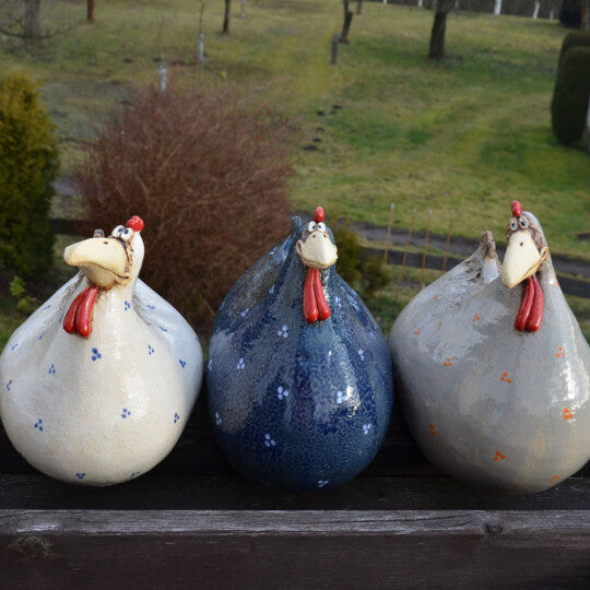 Resin Chicken Ornaments for Playful Farmhouse Decor