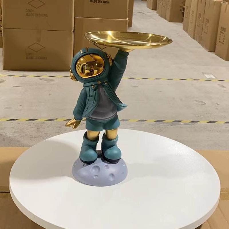 Astronaut Decor Sculpture With Functional Display Tray