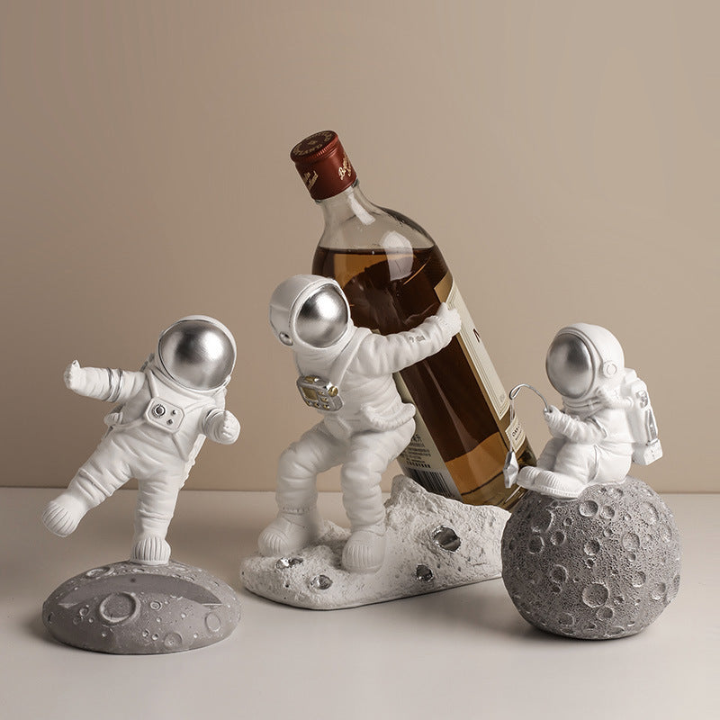 Astronaut Moon Decor for Whimsical Nordic Home Rooms