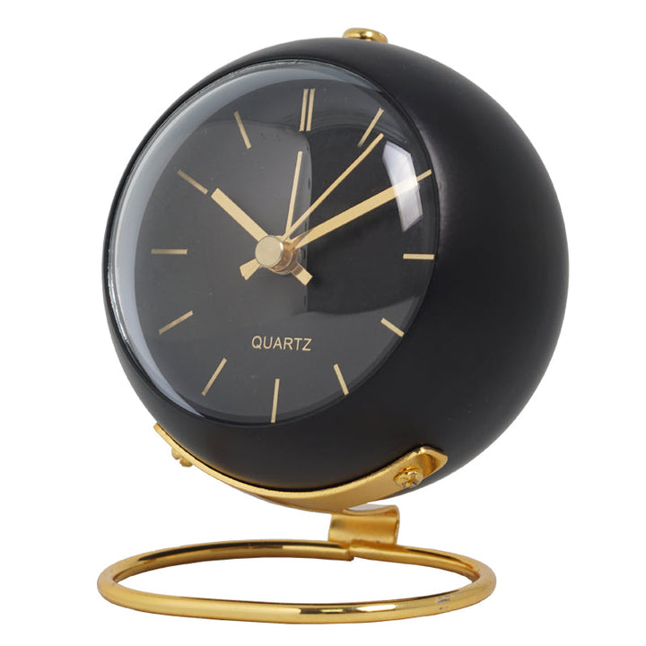 Nordic Desk Clock With Charming Analog Time Display