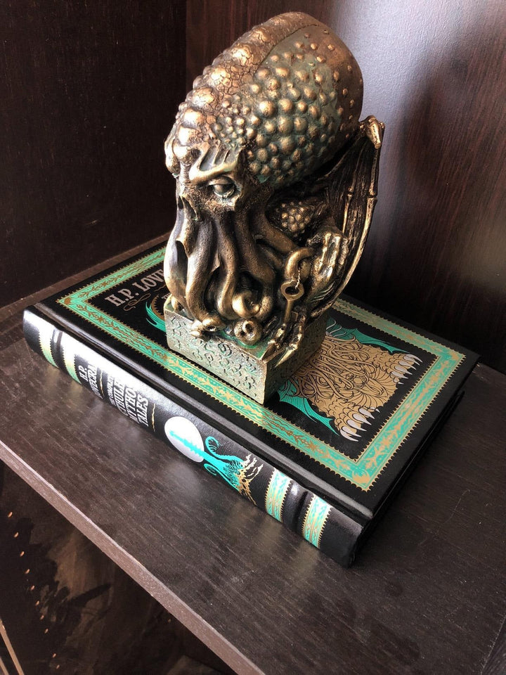 Cthulhu Statue Gothic Fantasy Decor Centerpiece for Shelves