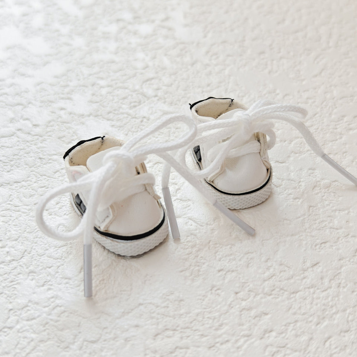 Labubu Doll Shoes 4-Piece Outfit Accessory Collection