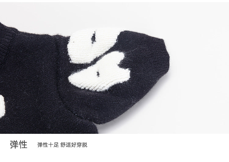 Small Pet Sweater for Warm, Cute Autumn & Winter Days