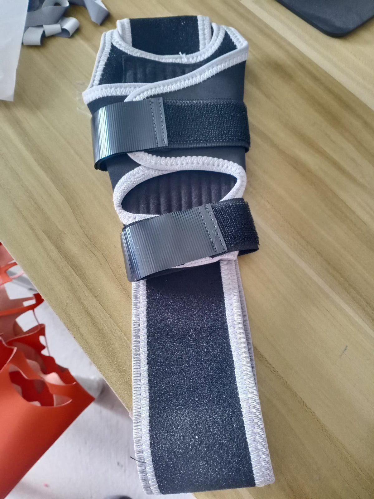 Adjustable Dog Knee Brace for Injury Recovery Support