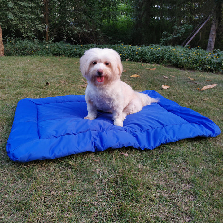 Portable Waterproof Dog Mat for Comfortable Travel