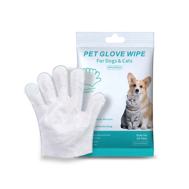 Pet Glove Wipes for Quick, Mess-Free Home Grooming