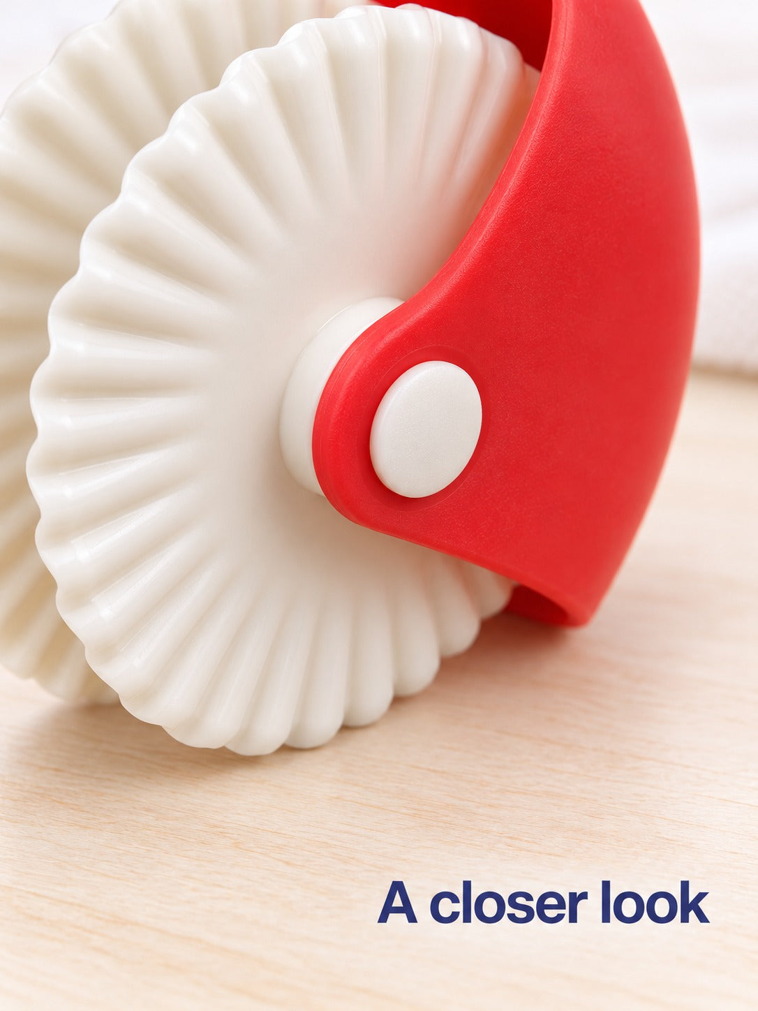 Pie Crust Pastry Wheel Cutter for Scalloped Lattice Edges
