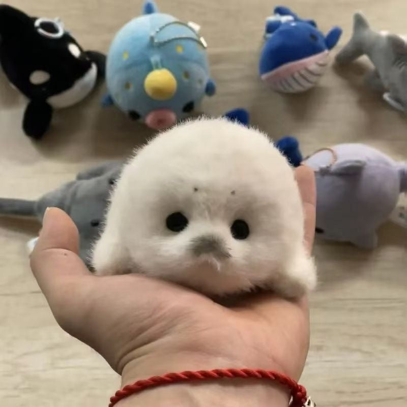 Plush Seal Pendant Bag Charm – Cute Fuzzy Companion Gift
