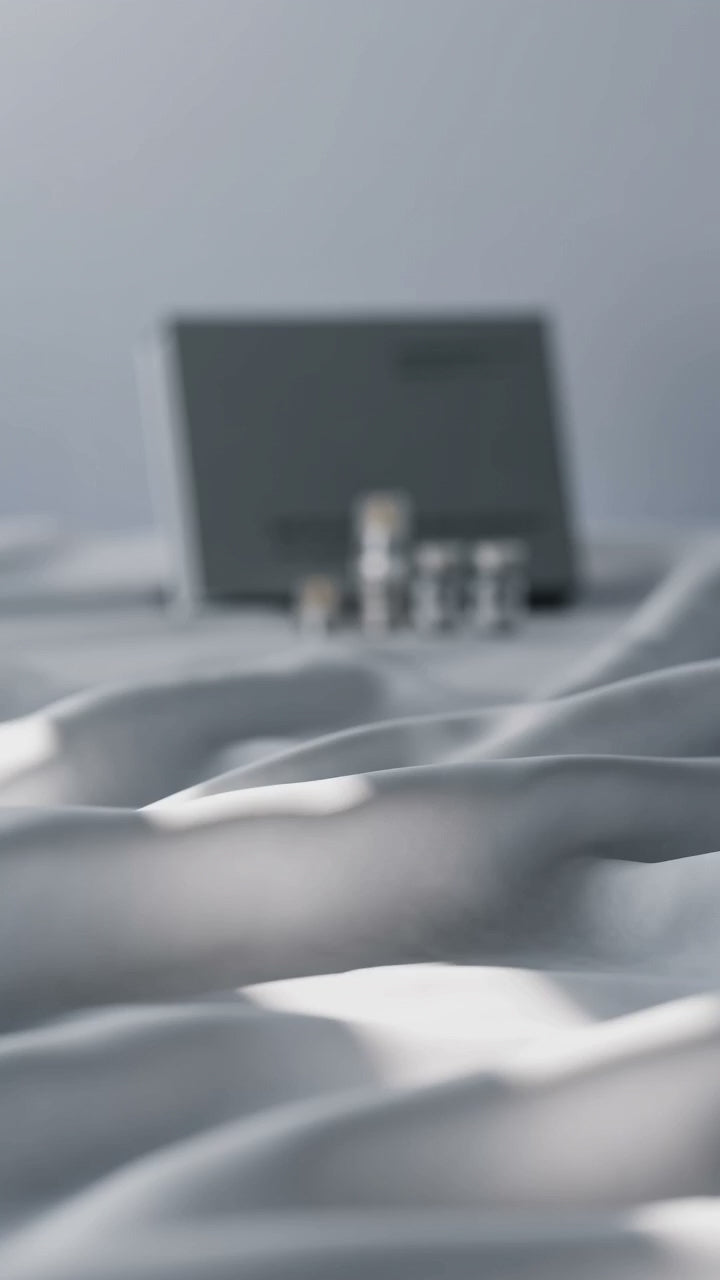 Anti-aging Micro-Needling Kit — 360° showcase