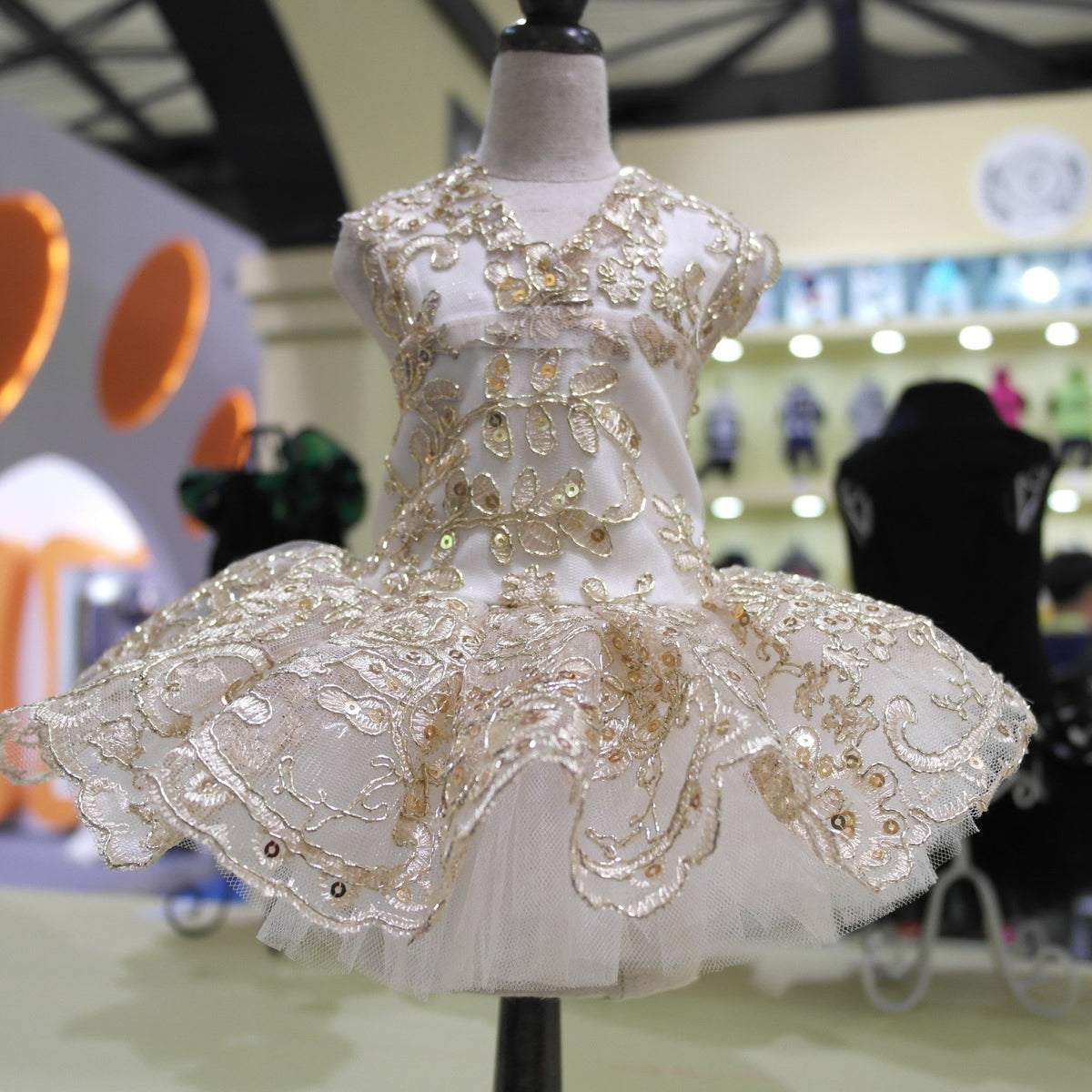 Small Pet Wedding Dress With Embroidered Princess Tutu
