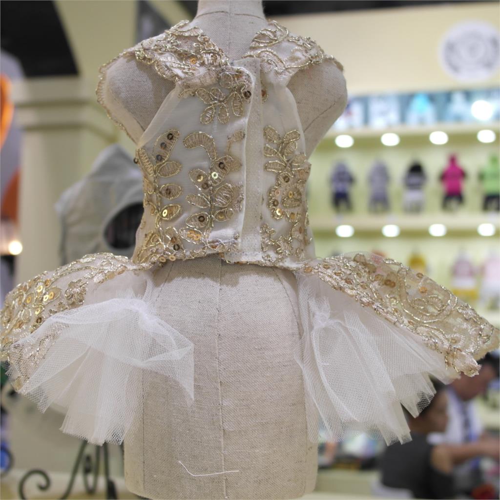 Small Pet Wedding Dress With Embroidered Princess Tutu