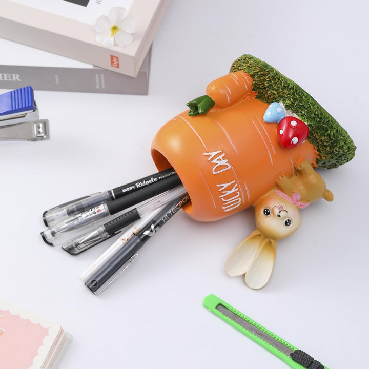 Rabbit Desk Organizer: Carrot-Shaped Pen Holder Decor