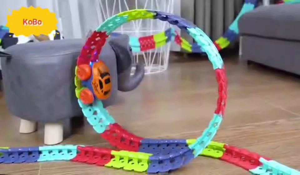 Flexible Track Toy Car Set for Creative STEM Playtime