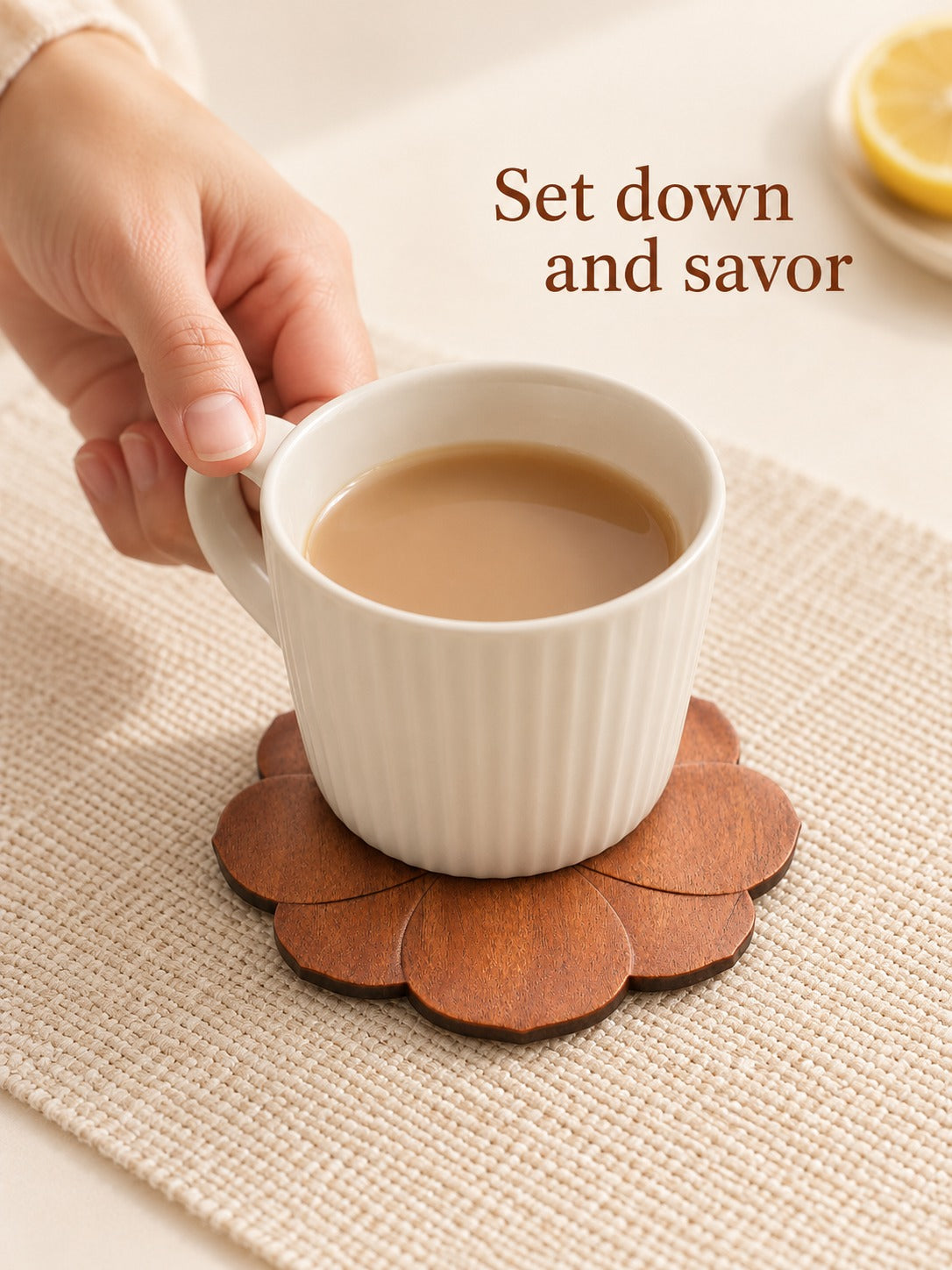 Red Sandalwood Coaster: Heat-Insulating Carved Wood Mat