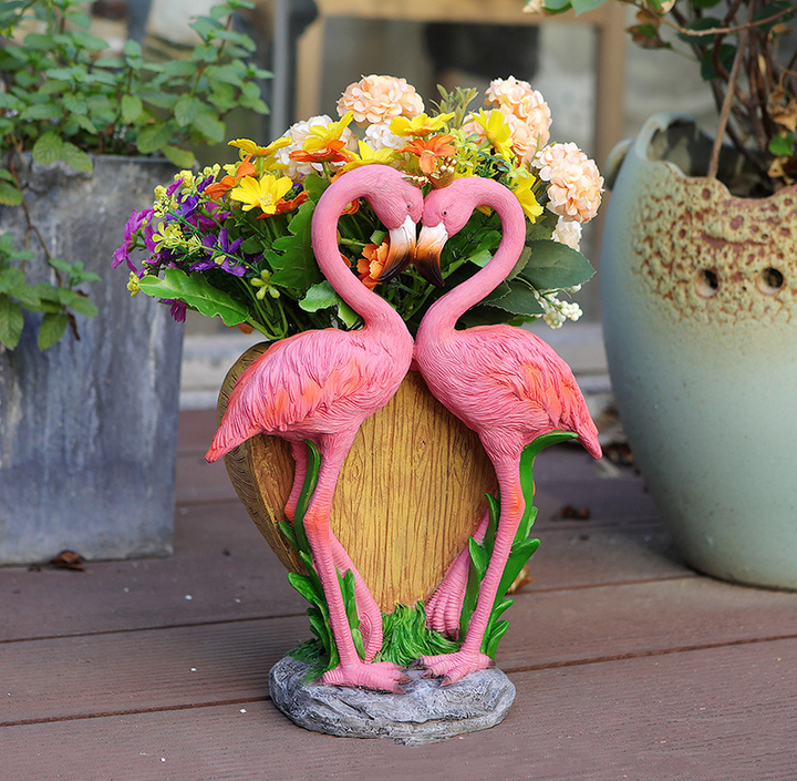 Resin Flamingo Flower Pot Decoration for Tropical Charm
