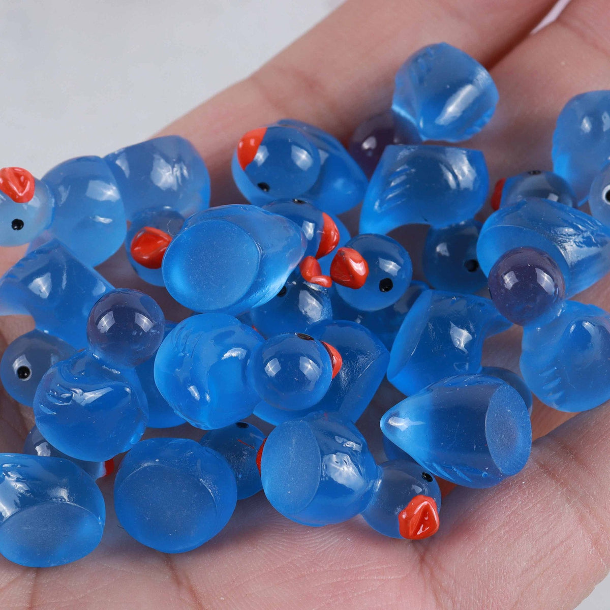 Luminous Mini Duck Charms for Playful DIY Decorations