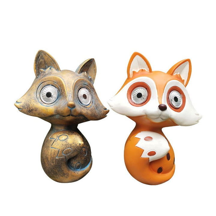 Resin Garden Fox Solar Lamp with Glowing Eyes Decor