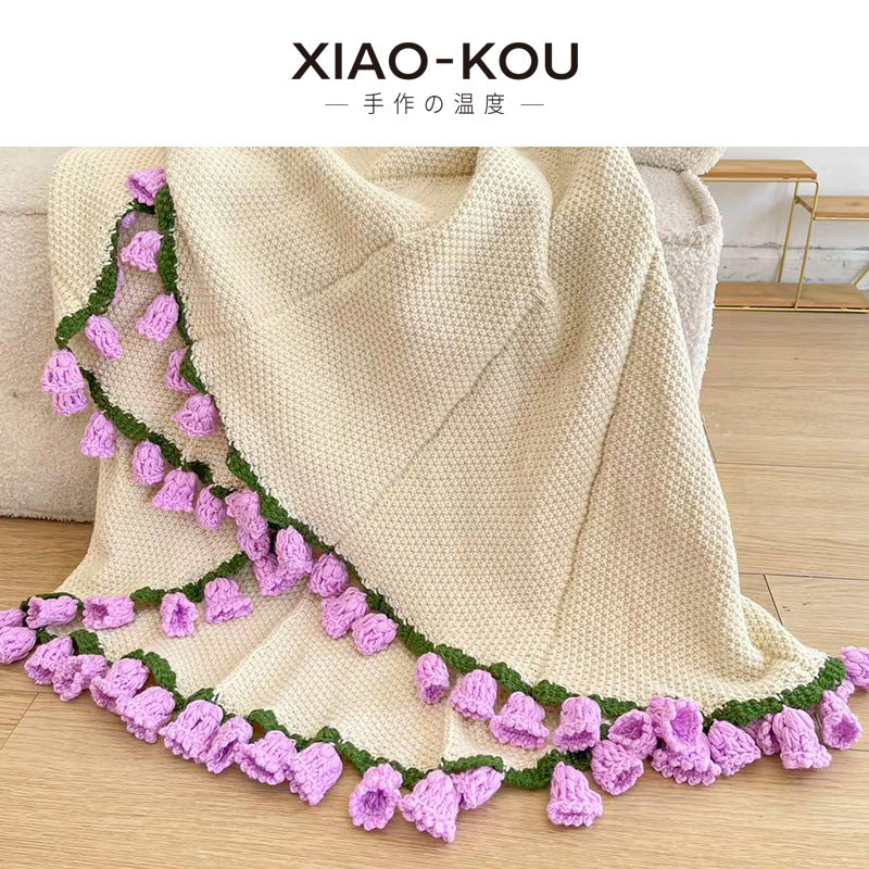 Rose Bouquet Blanket – Handwoven Floral Cozy Decor