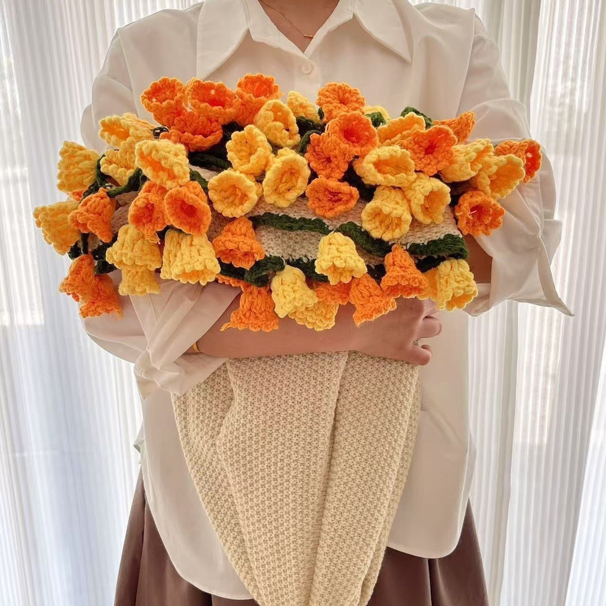 Rose Bouquet Blanket – Handwoven Floral Cozy Decor
