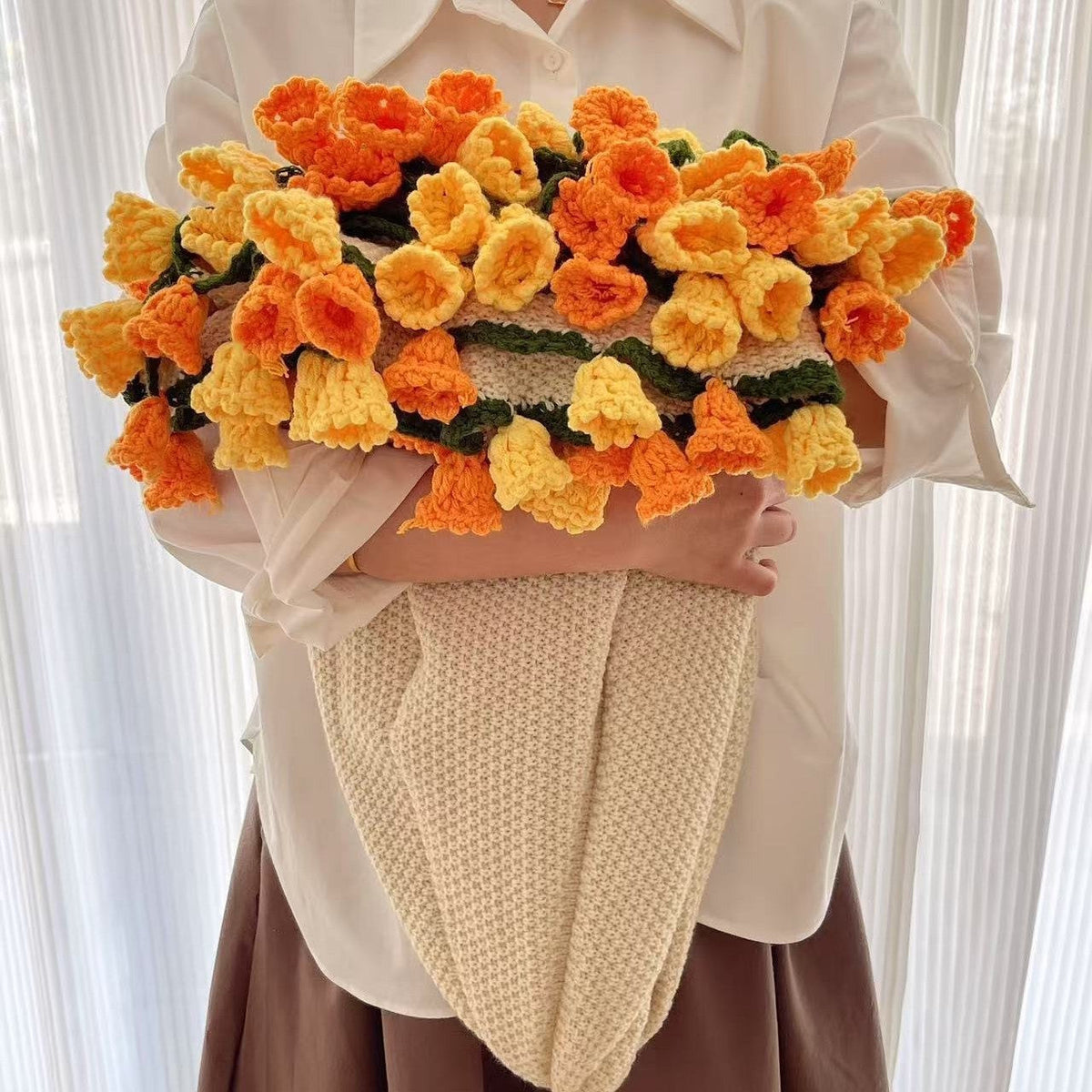 Rose Bouquet Blanket – Handwoven Floral Cozy Decor