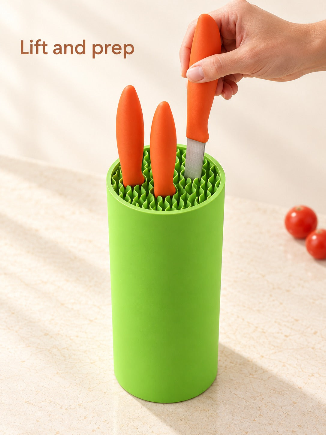 Colorful Round Knife Holder With Wavy Upright Insert