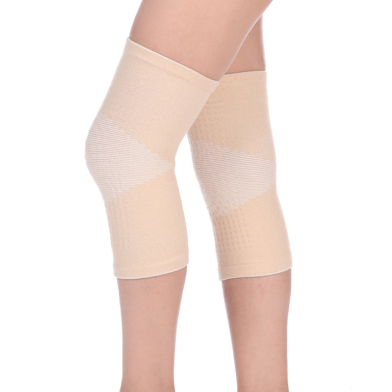 Self-Heating Knit Knee Warmers for Cold Winter Days