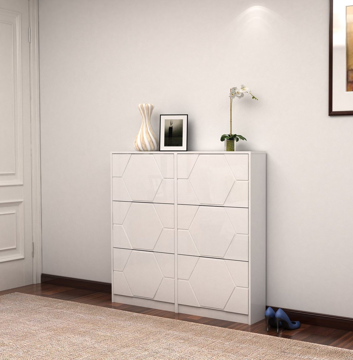 Entryway Shoe Storage Cabinet with Hexagonal Carved Doors