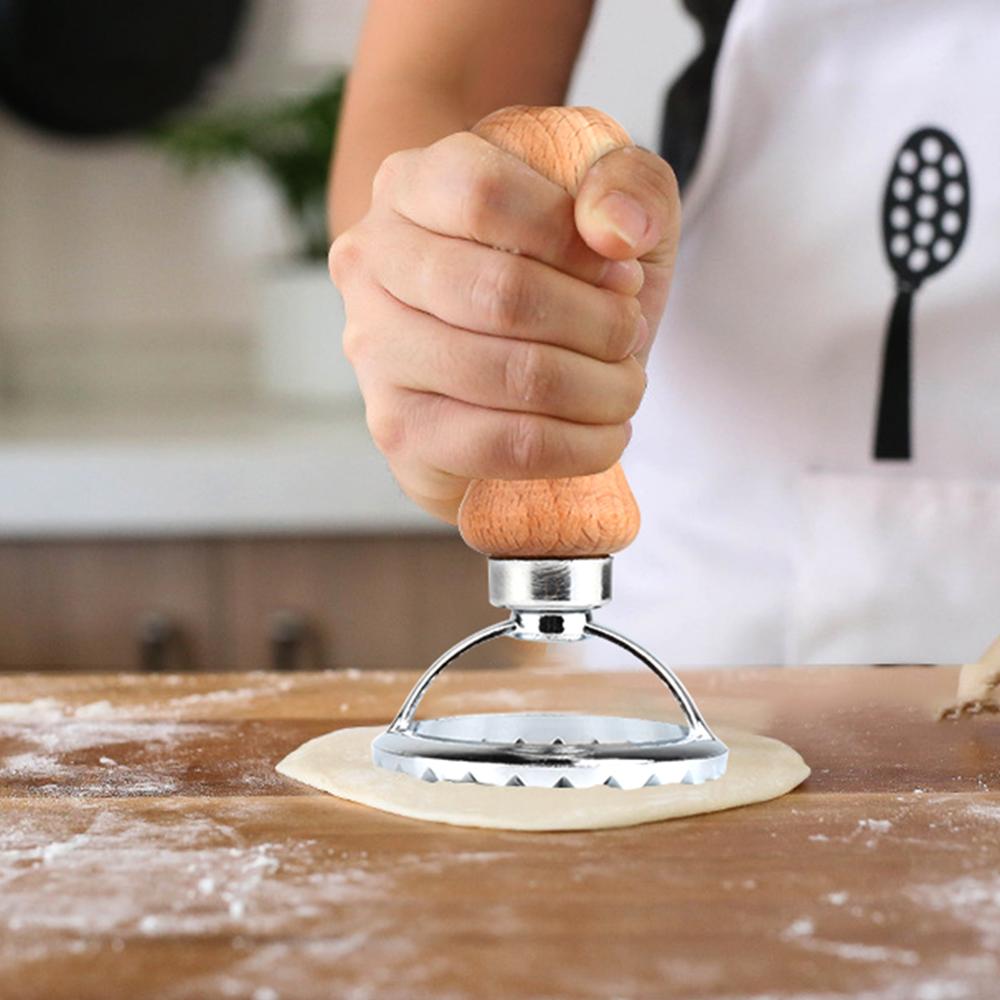 Pasta and Ravioli Cutter Set, 5 Pieces, Fluted Edges