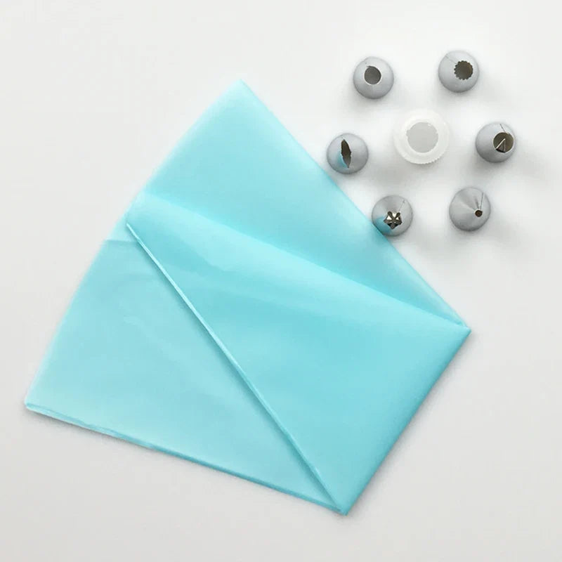 Silicone Piping Bag Set with 6 Stainless Steel Nozzles