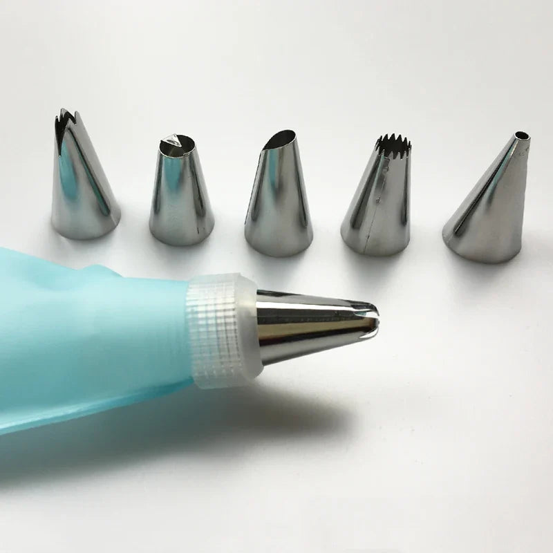 Silicone Piping Bag Set with 6 Stainless Steel Nozzles