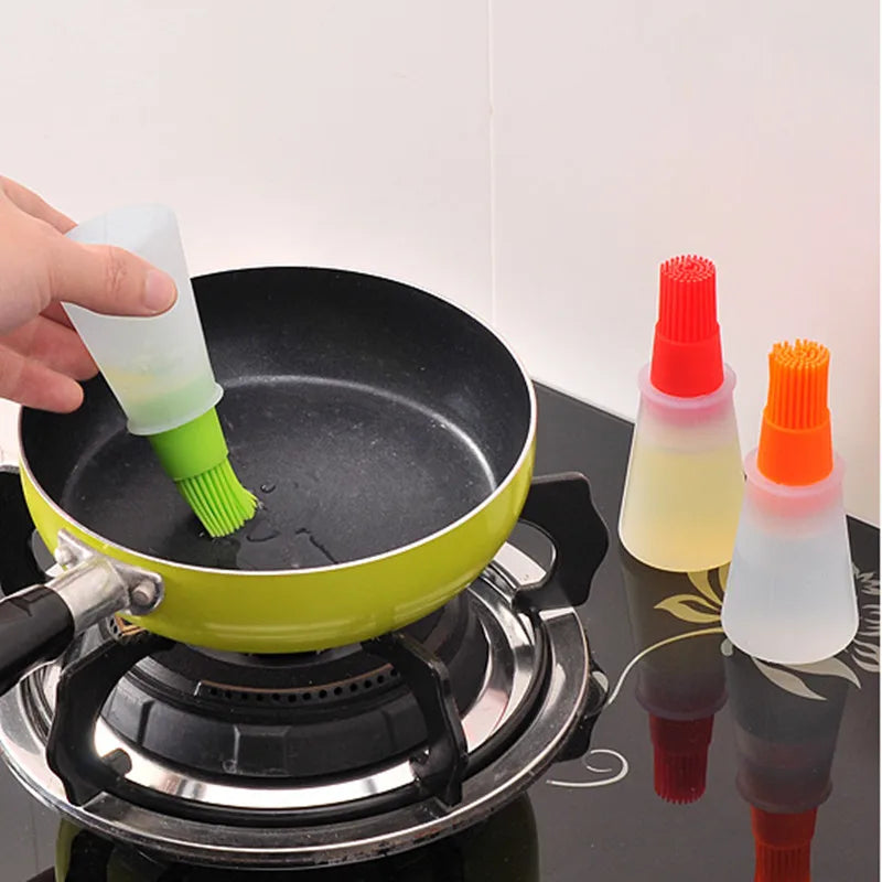 Silicone Oil Brush Dispenser for Baking and Frying Pans