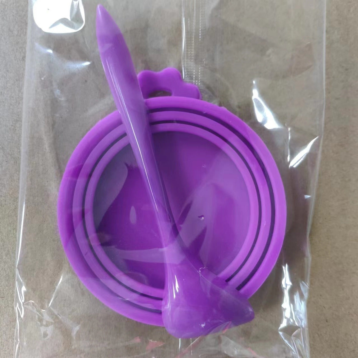 Reusable Pet Can Lid With Spoon for Fresher Storage
