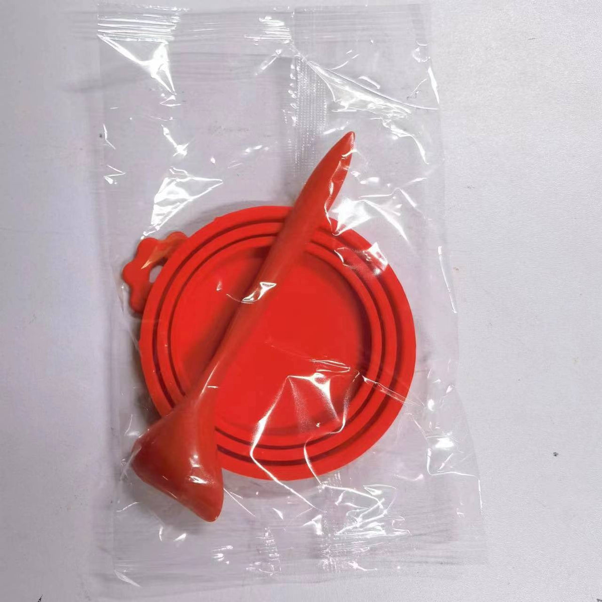 Reusable Pet Can Lid With Spoon for Fresher Storage