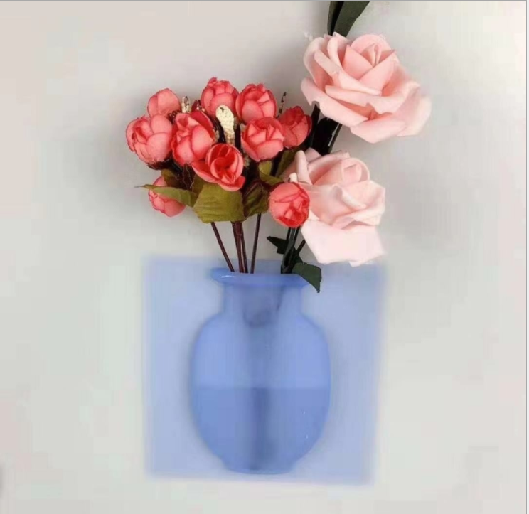 Wall-Mounted Silicone Vase for Space-Saving Decor