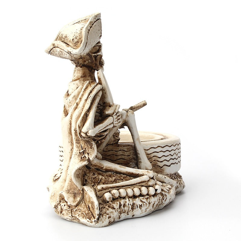 Skeleton Pirate Ashtray – Gothic Nautical Desk Decor