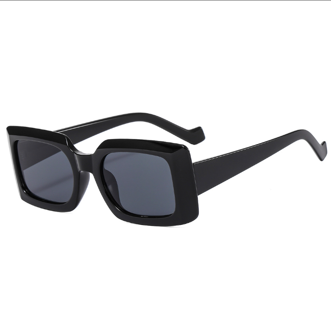 UV-Resistant Rectangular Sunglasses for Everyday Style