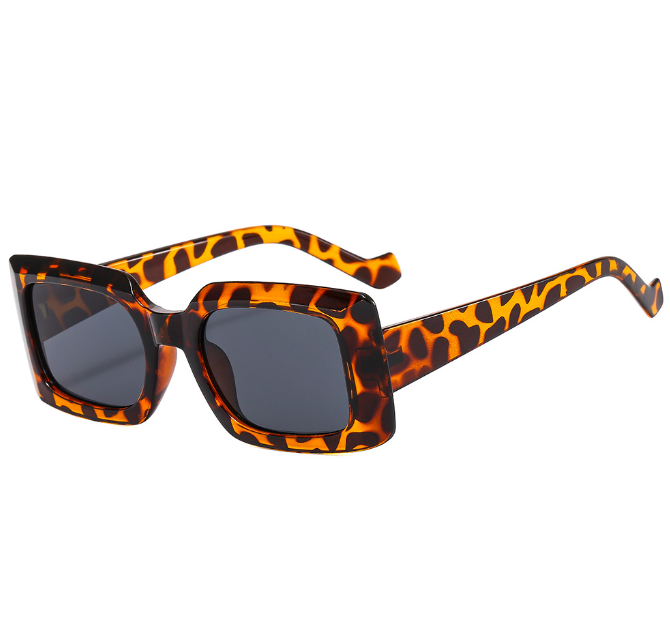 UV-Resistant Rectangular Sunglasses for Everyday Style