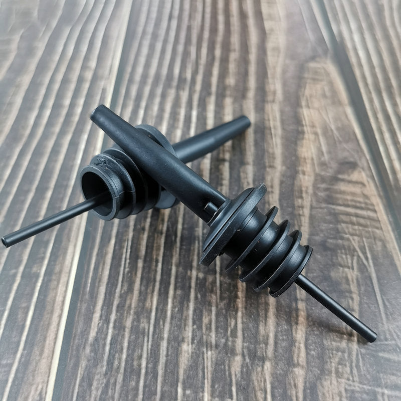 Stainless Steel Wine Pourer with Ribbed Drip-Free Stopper