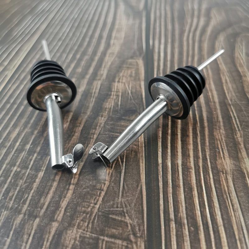 Stainless Steel Wine Pourer with Ribbed Drip-Free Stopper
