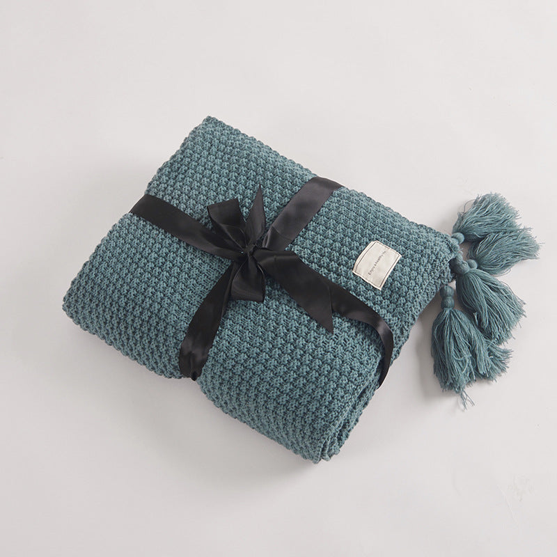 Chunky Knit Wool Blanket with Tassels for Cozy Warmth