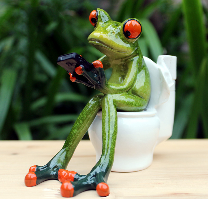 Frog Pen Holder Desk Ornament With Playful Storage