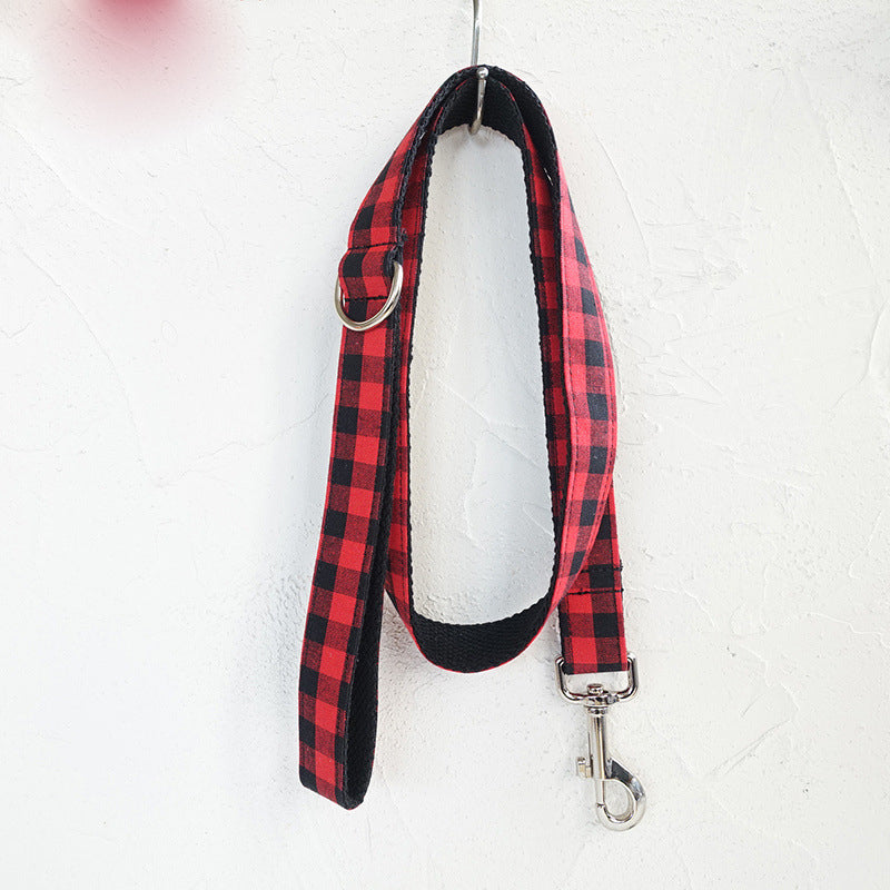 Matching Plaid Dog Collar and Leash Set for Walks