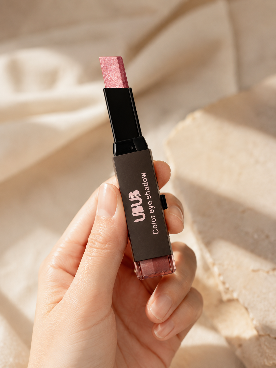UBUB Dual Gradient Velvet Shimmer Eyeshadow Stick Pen