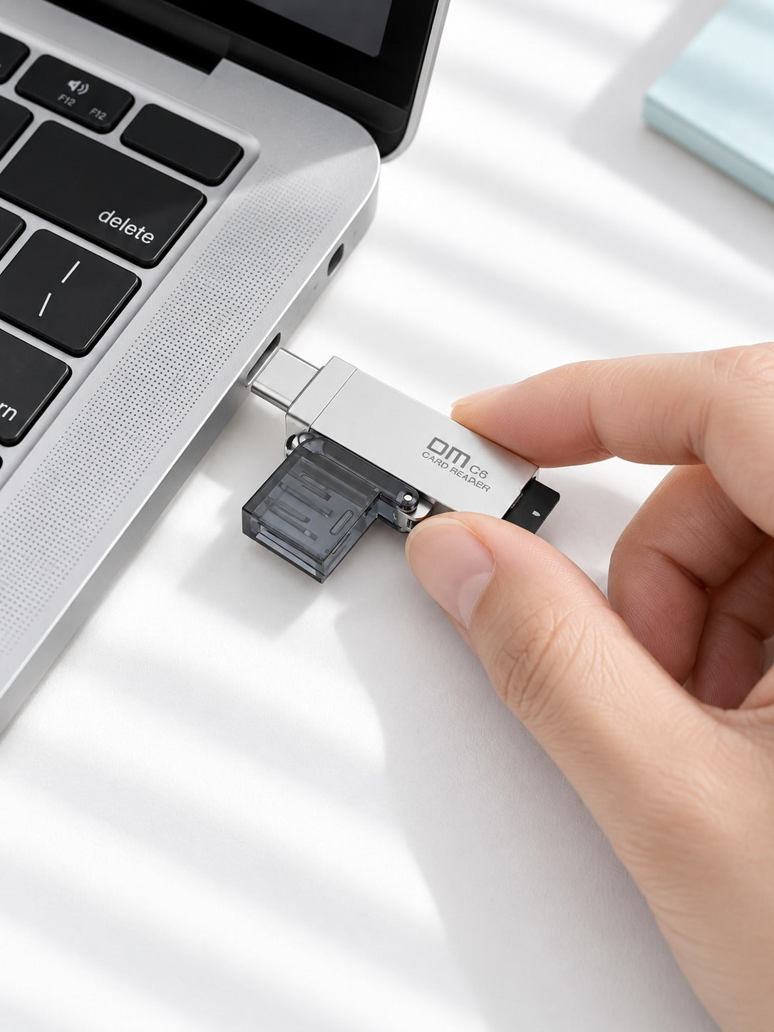 USB-C microSD Card Reader for MacBook & Android Phones