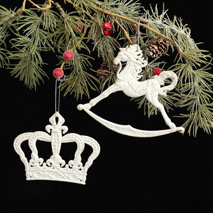 Vintage Christmas Ornaments for Elegant Holiday Displays